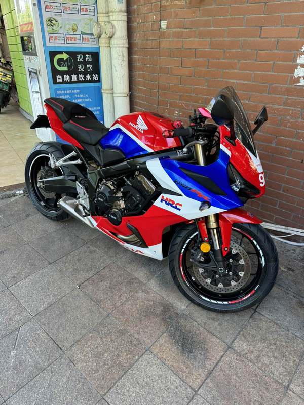 本田DREAMWING CBR650R