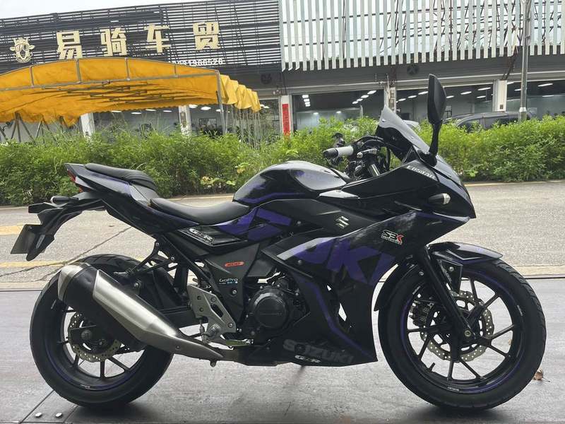 豪爵铃木 GSX250R
