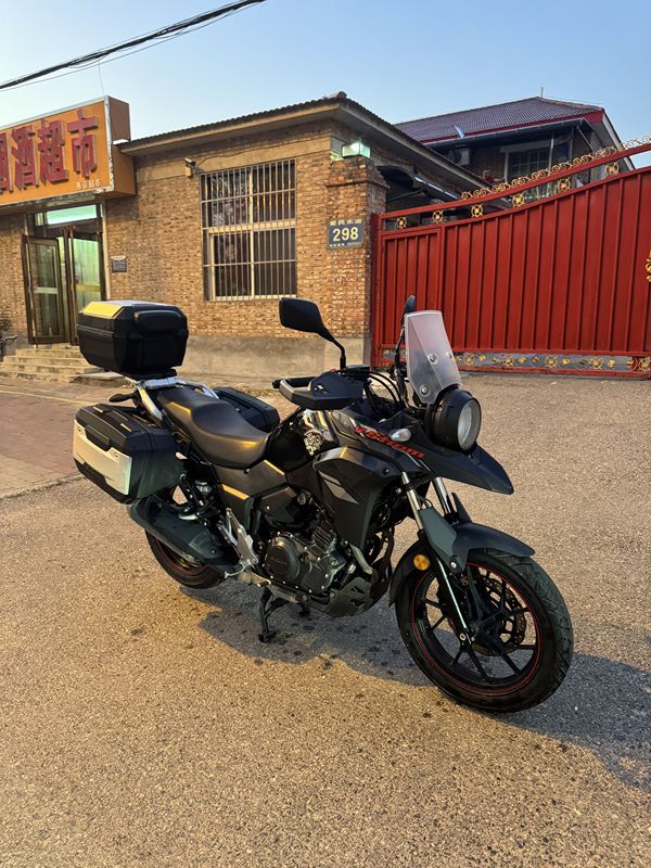 豪爵铃木 DL250