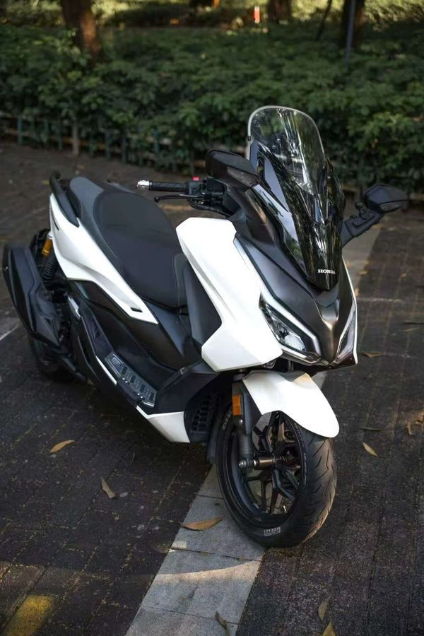本田WING NSS350
