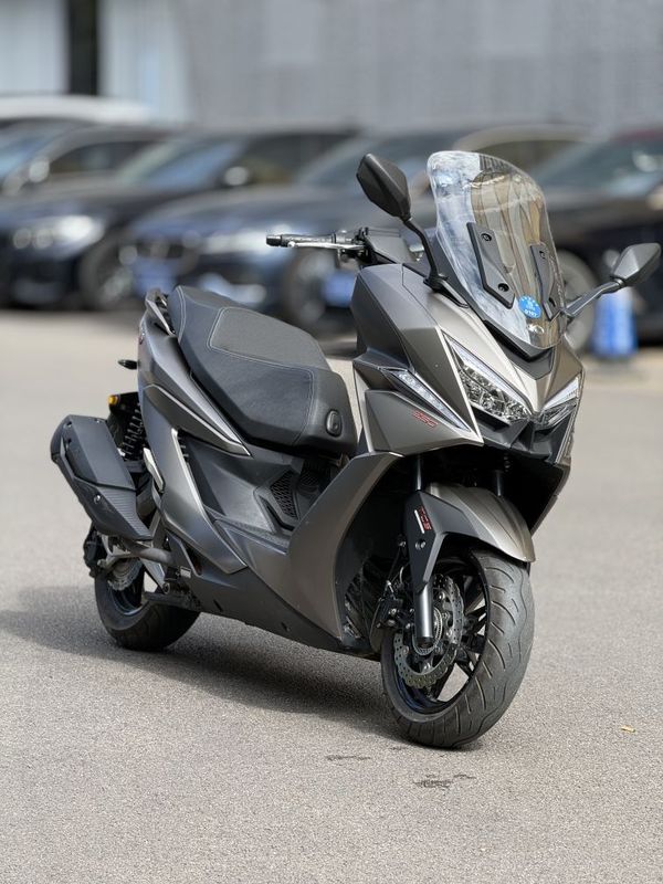 光阳 赛艇 ST250