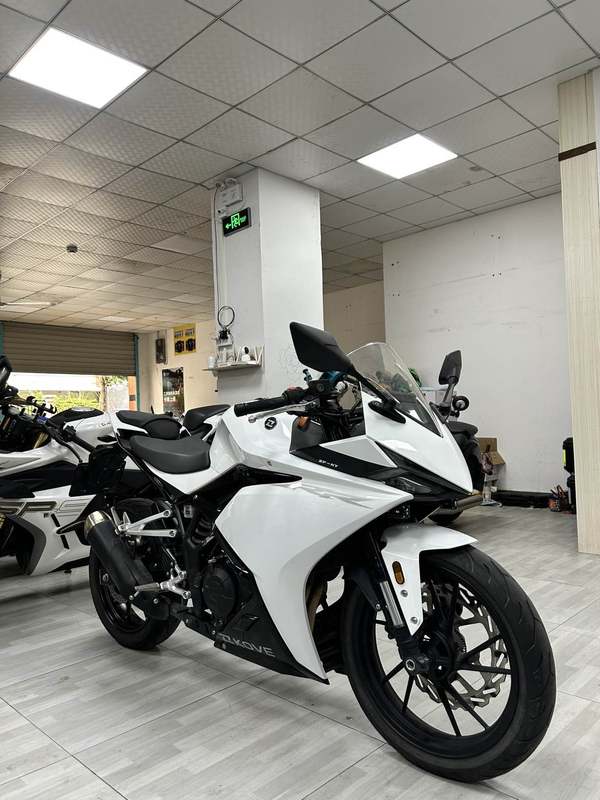凯越 250RR 刺鸟