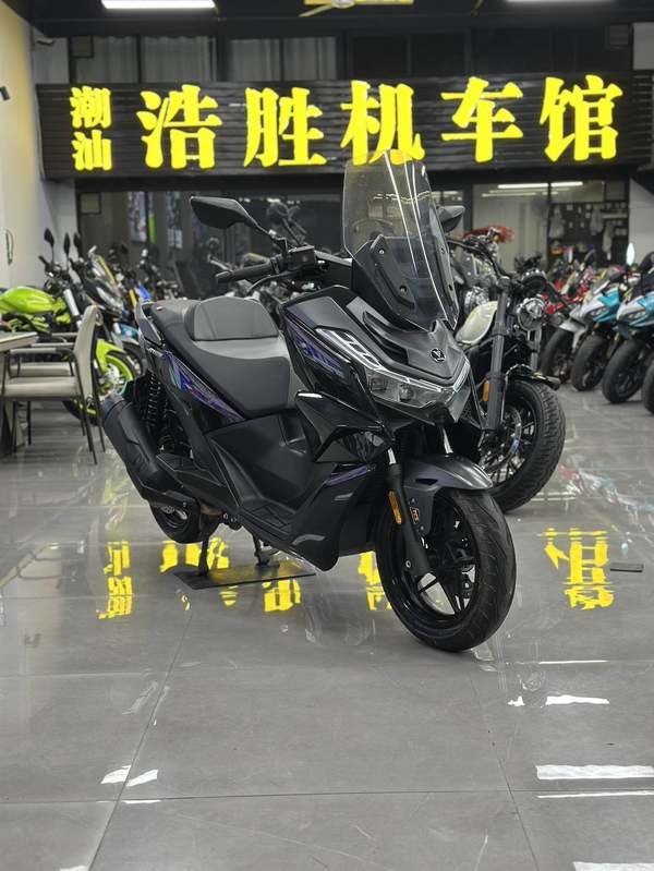 无极 SR250GT