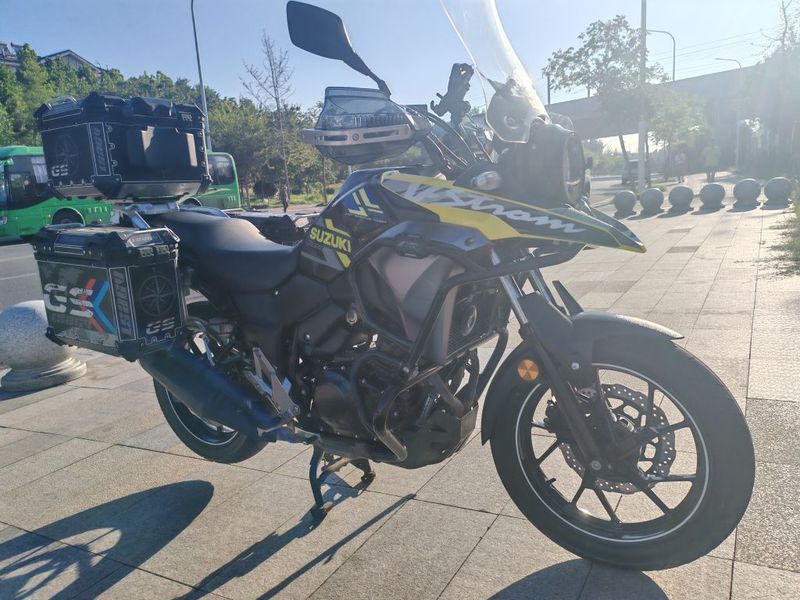 豪爵铃木 DL250