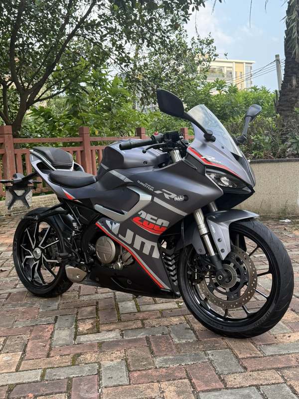 QJMOTOR 赛250