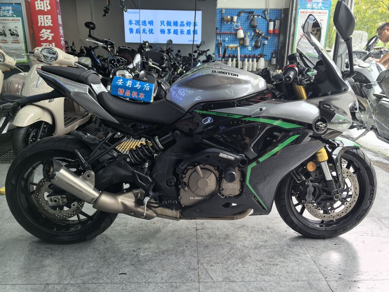 QJMOTOR 赛600