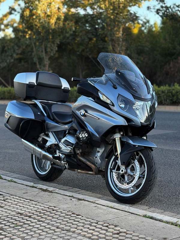 宝马 R 1200 RT 
