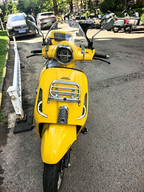 新大洲本田 NS150LA