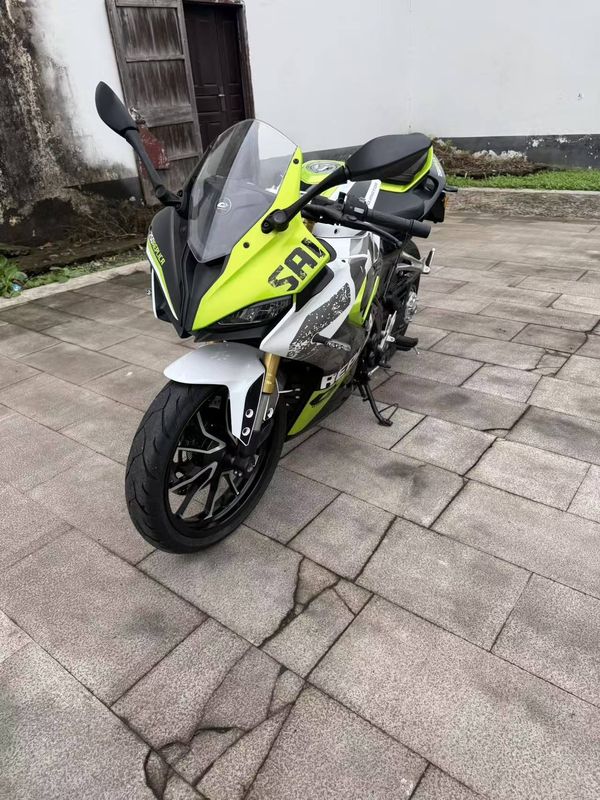 QJMOTOR 赛250