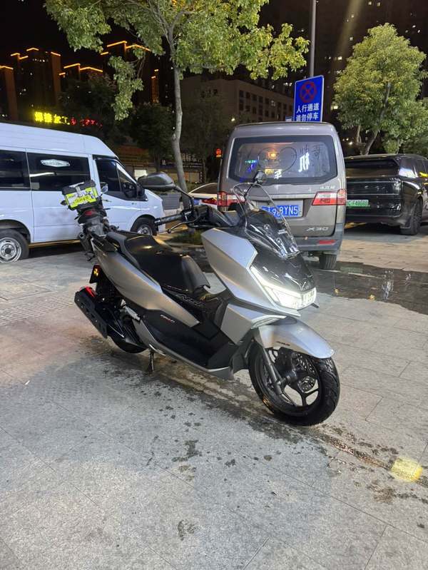 新大洲本田 NS150GX