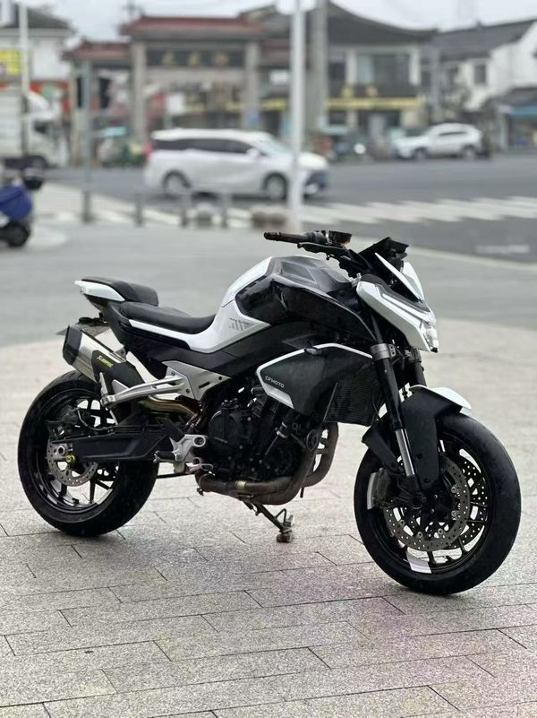 春风 800NK