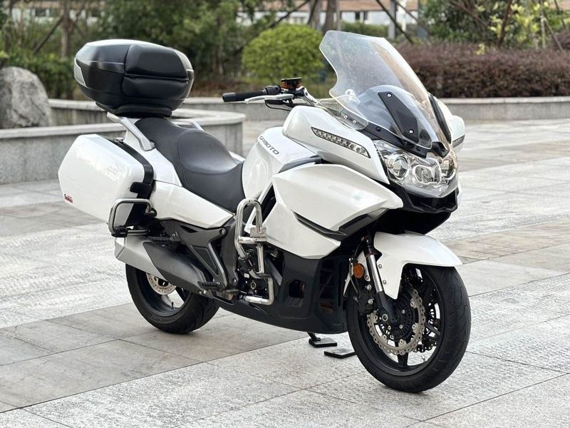 春风 650TR-G