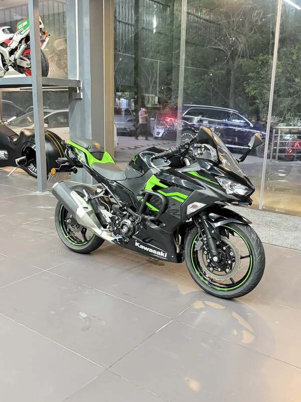川崎 Ninja 400