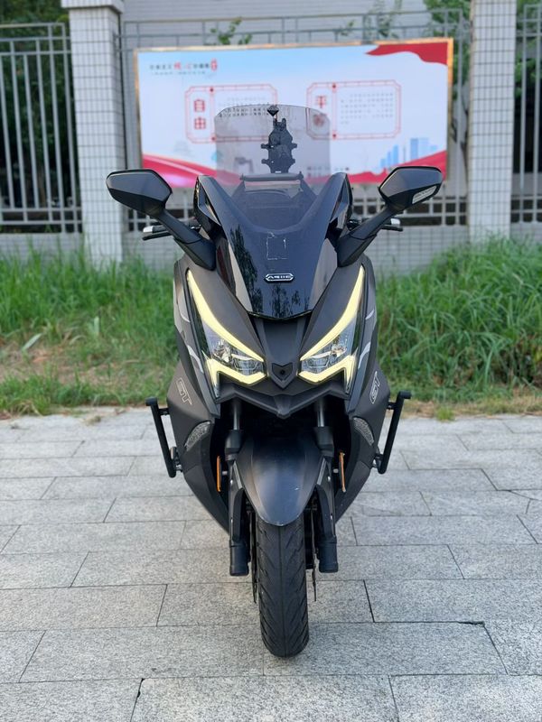 力刻 350GT
