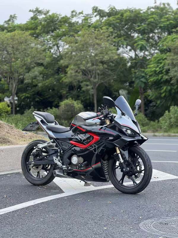 QJMOTOR 赛150