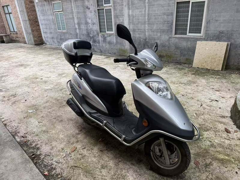 豪爵 新悦星125