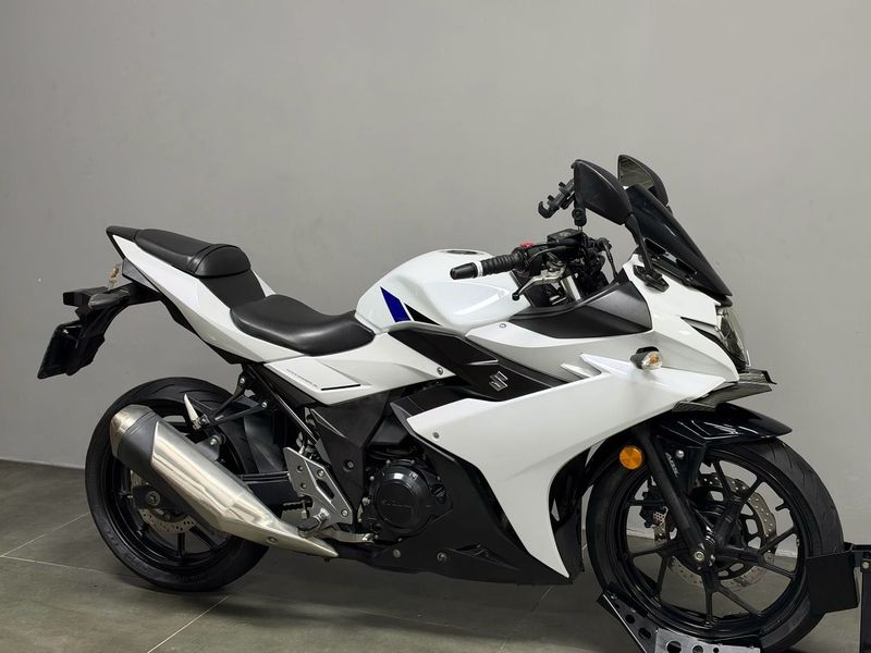 豪爵铃木 GSX250R
