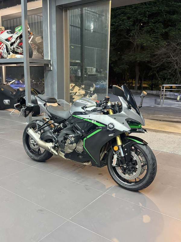 QJMOTOR 赛600