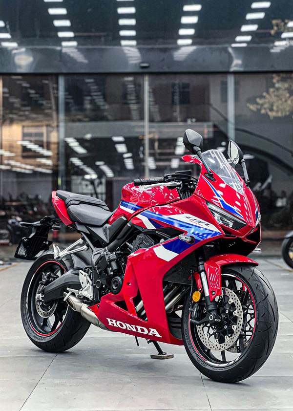 本田DREAMWING CBR650R