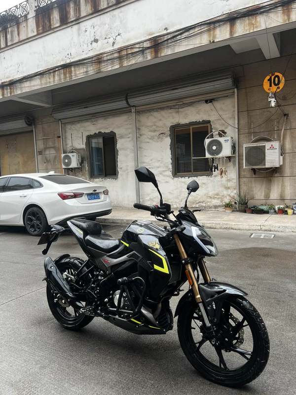 贝纳利 小迅龙 BN150S