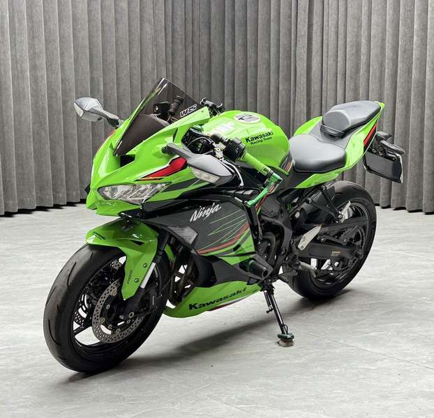 川崎 ZX-4R