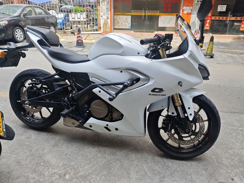 QJMOTOR 赛250