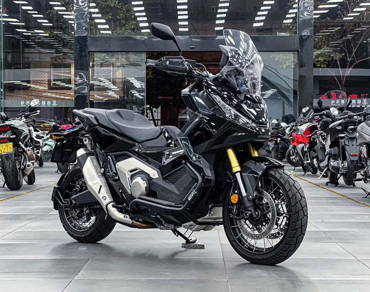 本田DREAMWING X-ADV 750