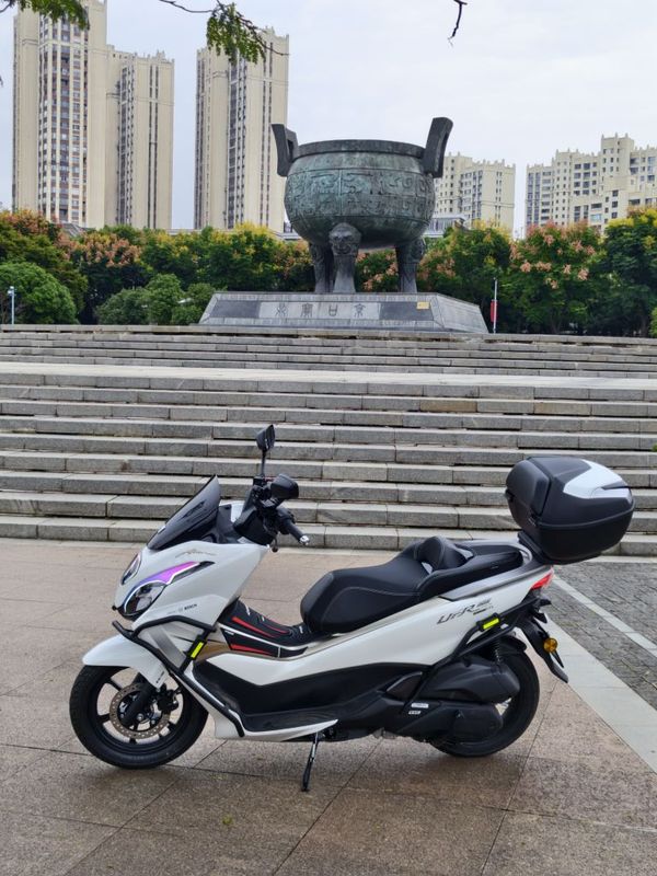 豪爵 UFR150