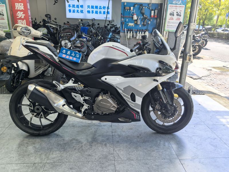 QJMOTOR 赛450