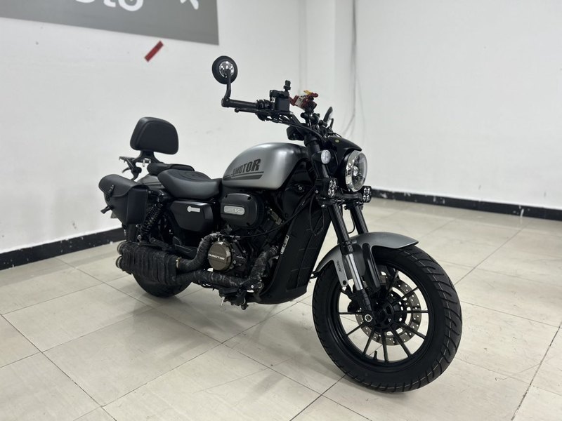 QJMOTOR 闪250