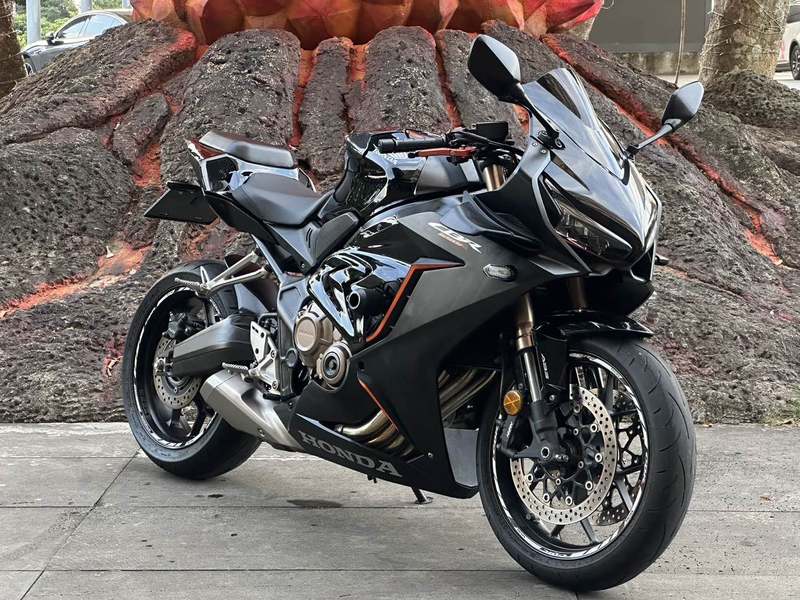 本田DREAMWING CBR650R