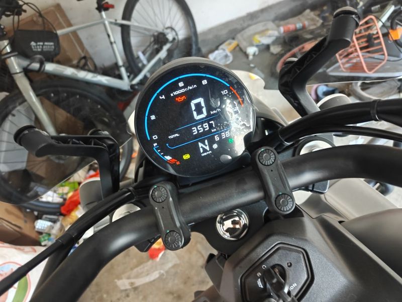 豪爵 TR300