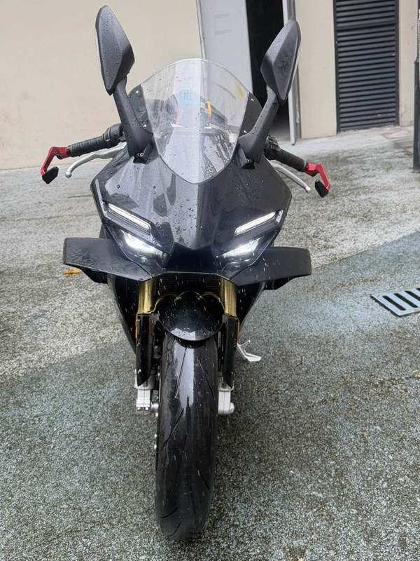 张雪机车 500RR