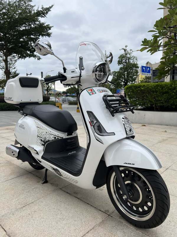 新大洲本田 NS150LA