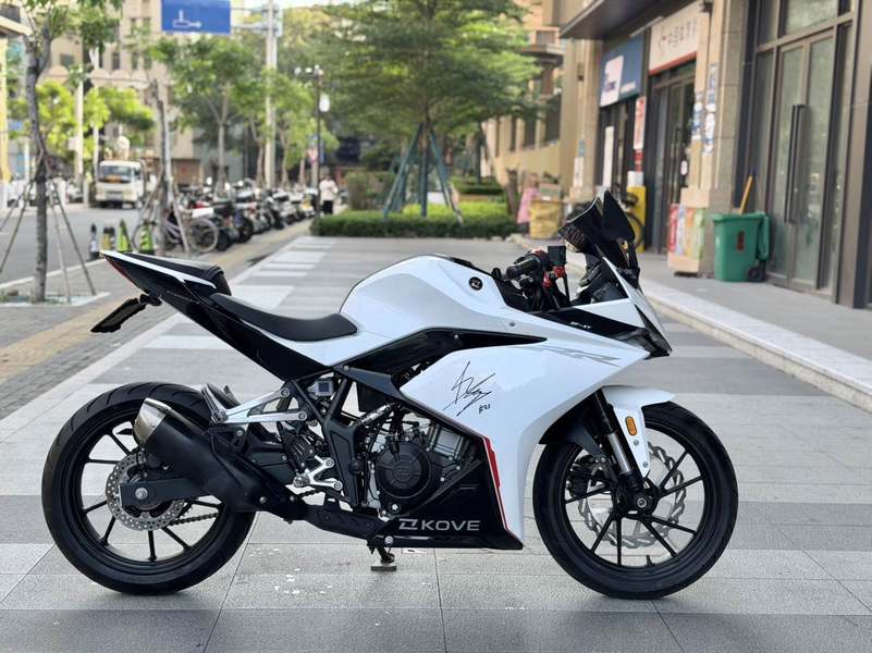 凯越 250RR 刺鸟
