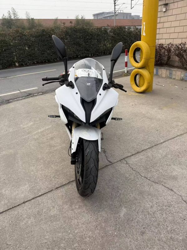 QJMOTOR 赛250