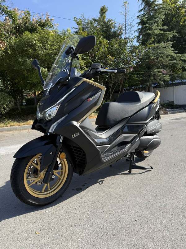 光阳 赛艇 S250