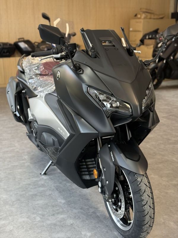 雅马哈 TMAX