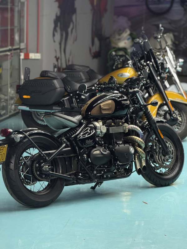 凯旋 Bonneville Bobber