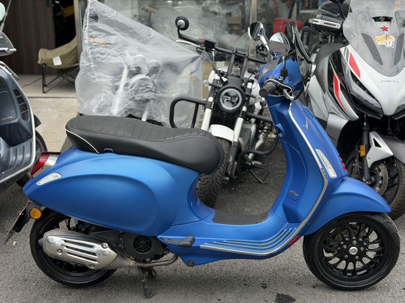 VESPA Sprint 150