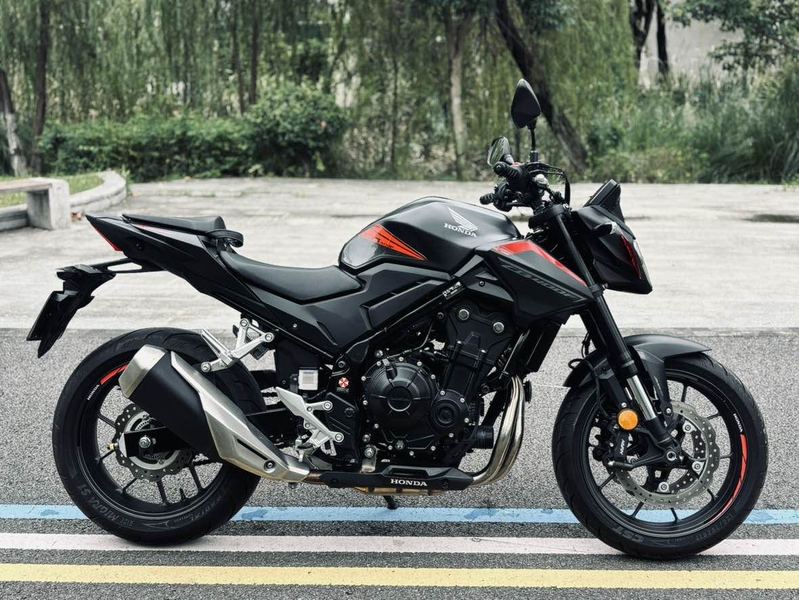 本田WING CB400F