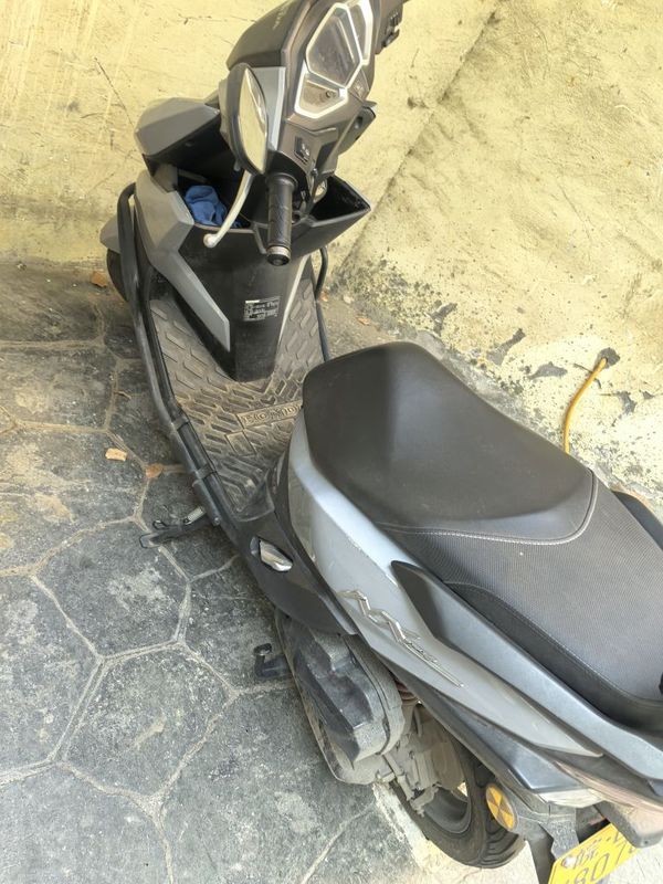 五羊本田 NX125