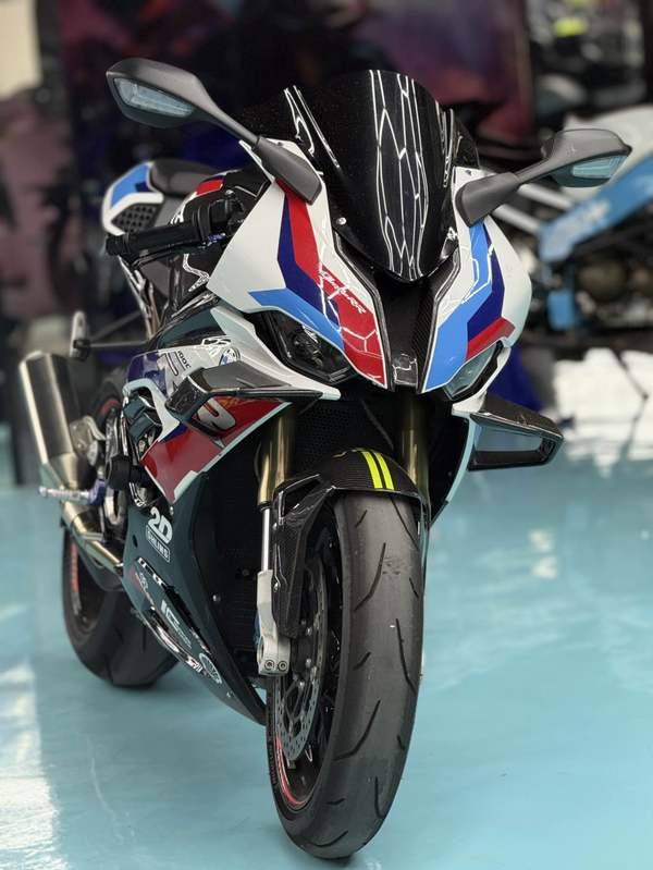 宝马 S 1000 RR