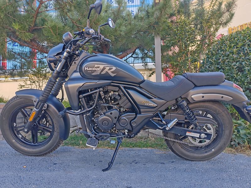 豪爵 TR300