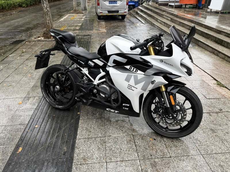 春风 250SR