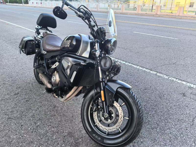 QJMOTOR 闪500S
