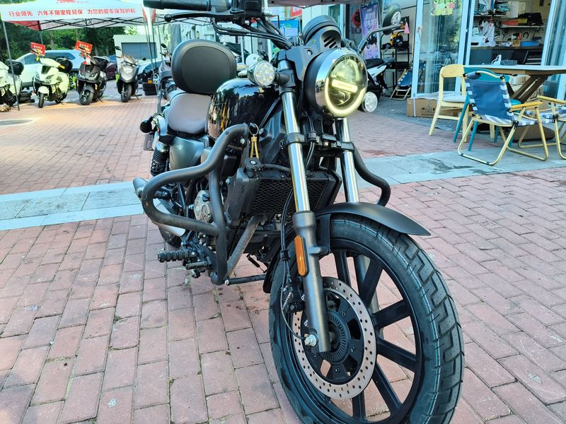 QJMOTOR 闪150