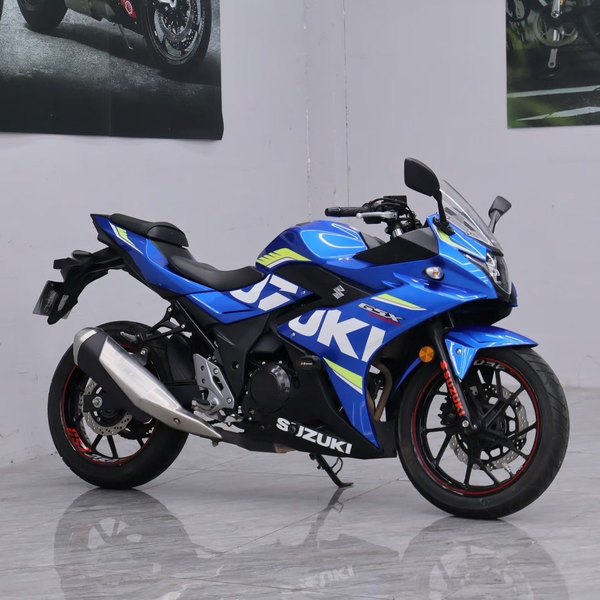 豪爵铃木 GSX250R