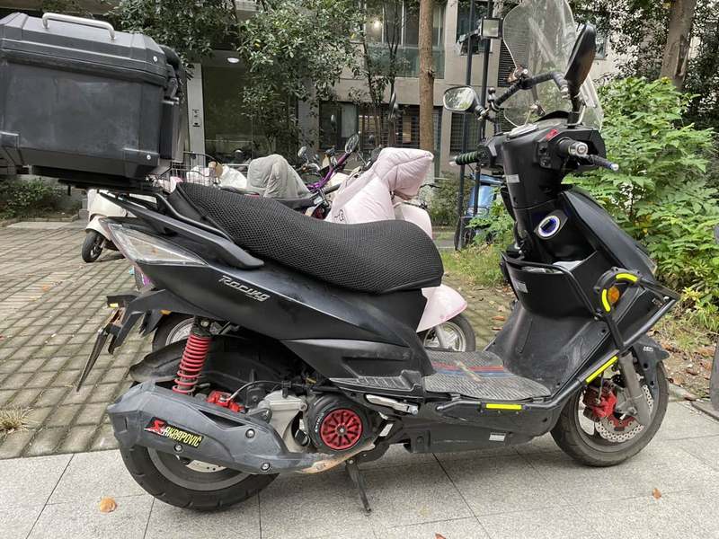 光阳 弯道150