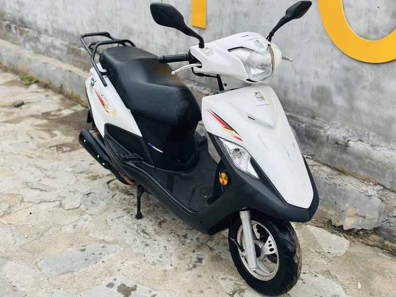 豪爵 VF125